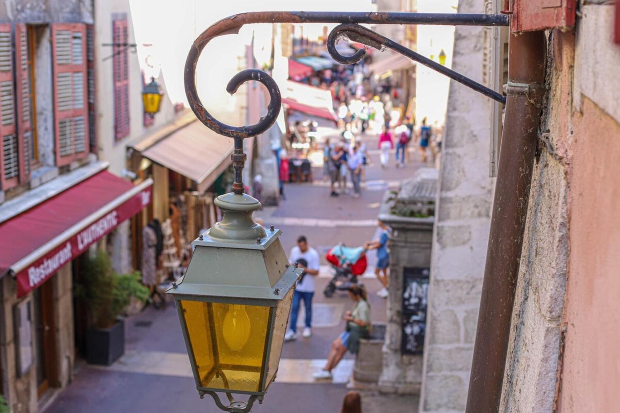 La Bulle Sereine - T2 Atypique En Centre Pieton Lejlighed Annecy Eksteriør billede